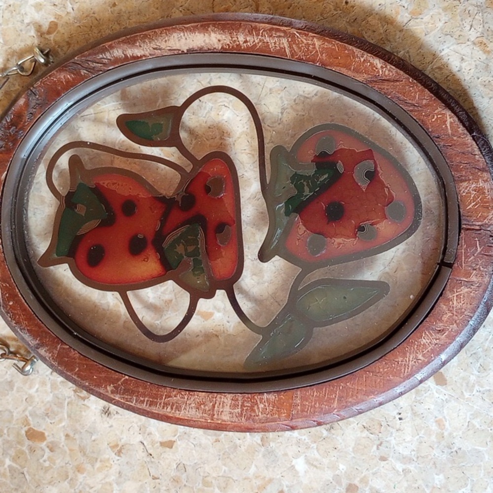 Vintage Stained Glass Strawberry Art Decor.  Red Green Brown - Picture 4 of 6